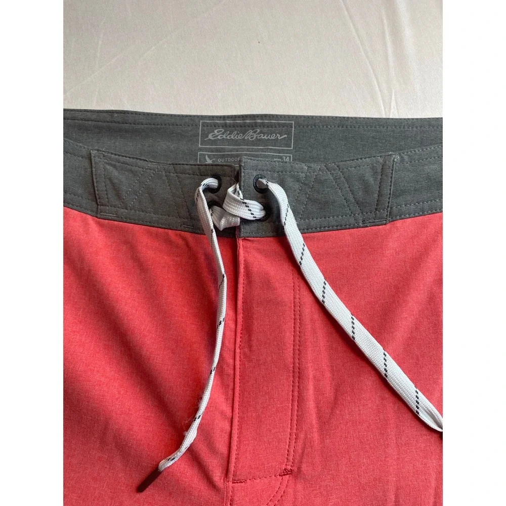 Eddie Bauer Mens Outdoor Board Shorts Coral Red Gray Swim Trunks Size 34